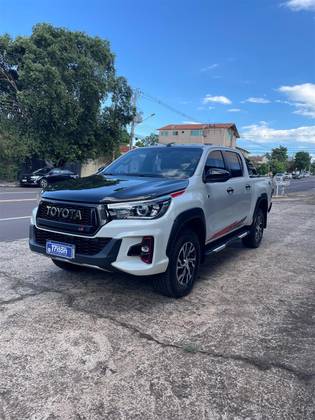 TOYOTA HILUX 4.0 V6 GR SPORT 4X4 CD GASOLINA AUTOMÁTICO